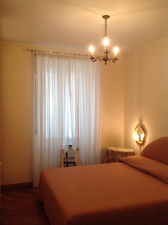 B&B Crispi Triest Pokój zdjęcie